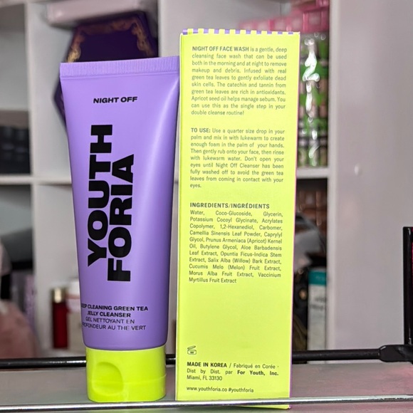 Youthforia $32msrp Night Off Deep Cleansing Green Tea Jelly Cleanser - Picture 3 of 4